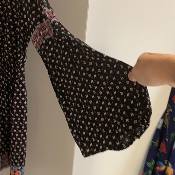 NWT Romper - Picture 4 of 5